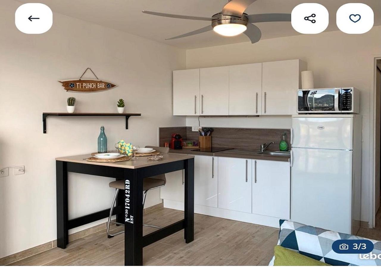 Apartment Direct *